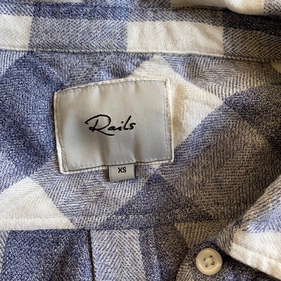 Rails Plaid Button Down XS - Picture 3 of 4